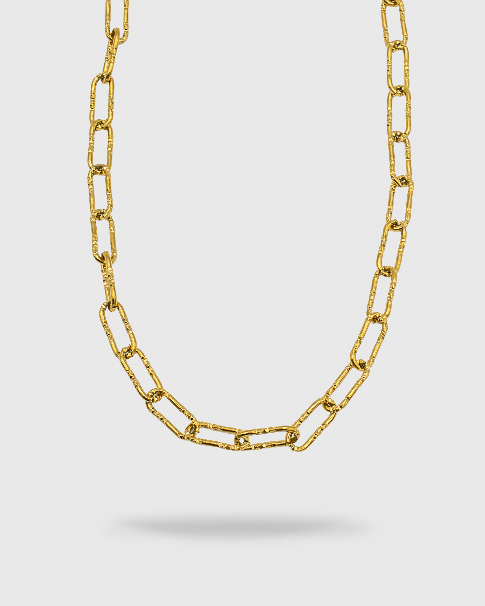 Chained Shine Necklace