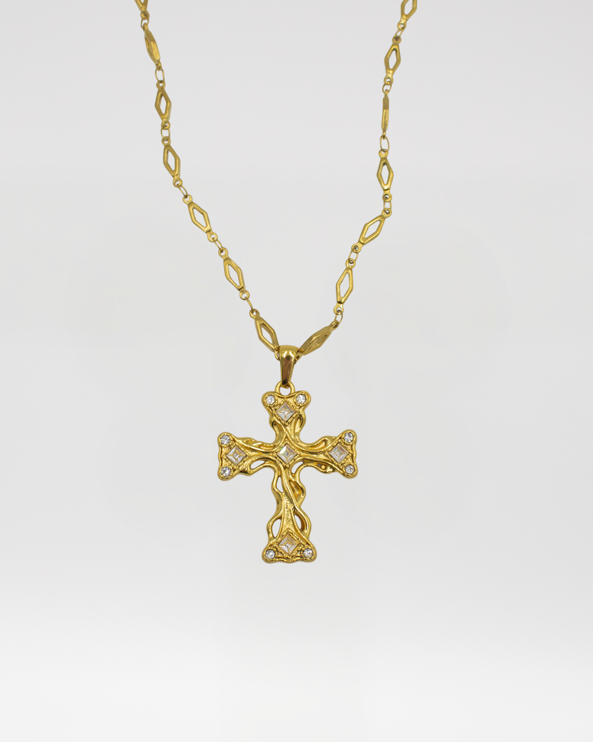 Shiny Roots Necklace