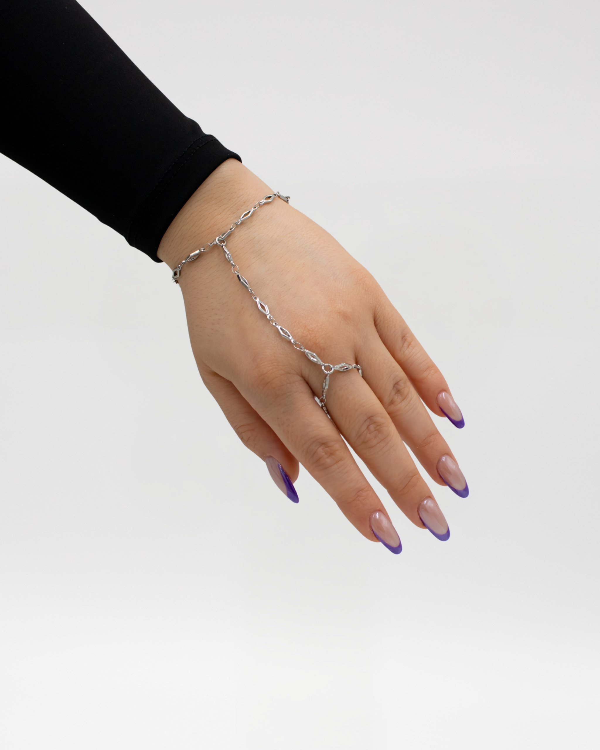 kite tail hand chain 2